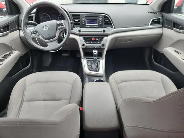 5NPD74LF7JH215528 2018 HYUNDAI ELANTRA - Image 8