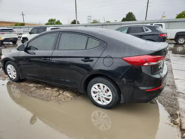 5NPD74LF7JH218154 2018 HYUNDAI ELANTRA - Image 2
