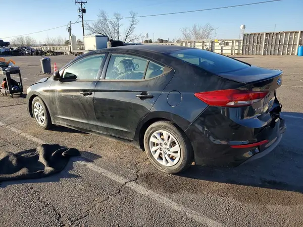 5NPD74LF7JH219059 2018 HYUNDAI ELANTRA - Image 2