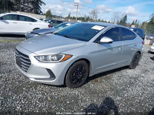 5NPD74LF7JH220406 2018 HYUNDAI ELANTRA - Image 2