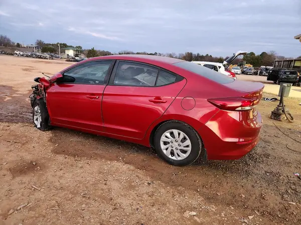 5NPD74LF7JH224021 2018 HYUNDAI ELANTRA - Image 2