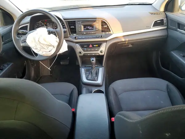 5NPD74LF7JH238758 2018 HYUNDAI ELANTRA - Image 8