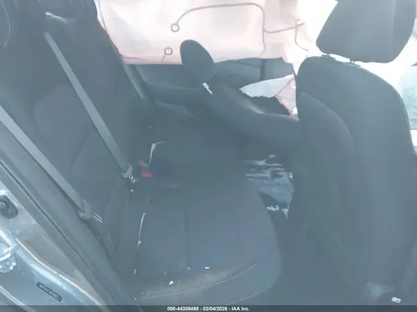 5NPD74LF7JH240025 2018 HYUNDAI ELANTRA - Image 8