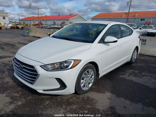 5NPD74LF7JH243989 2018 HYUNDAI ELANTRA - Image 2