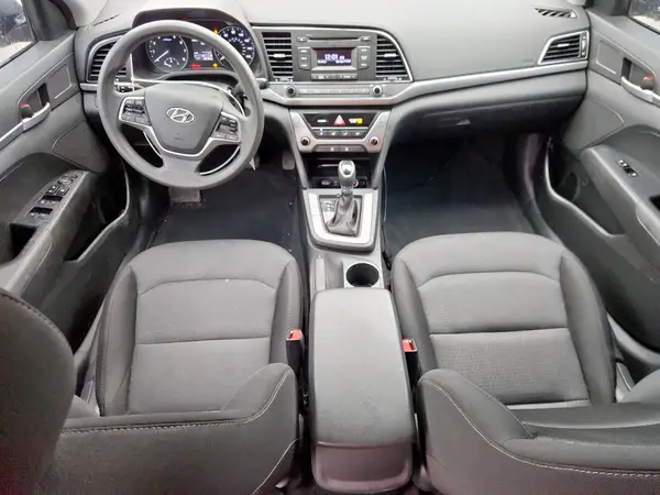 5NPD74LF7JH260825 2018 HYUNDAI ELANTRA - Image 8