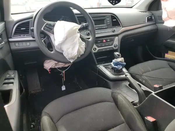 5NPD74LF7JH262767 2018 HYUNDAI ELANTRA - Image 8