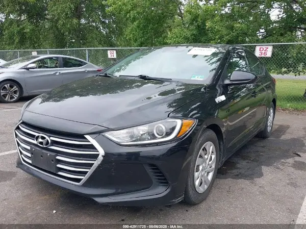 5NPD74LF7JH262803 2018 HYUNDAI ELANTRA - Image 2