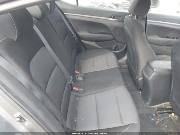 5NPD74LF7JH272280 2018 HYUNDAI ELANTRA - Image 8
