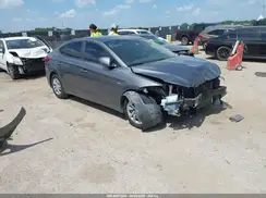 5NPD74LF7JH274434 2018 HYUNDAI ELANTRA