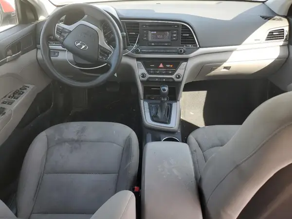 5NPD74LF7JH282081 2018 HYUNDAI ELANTRA - Image 8