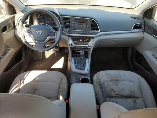 5NPD74LF7JH284171 2018 HYUNDAI ELANTRA - Image 8