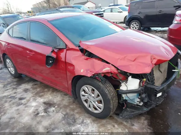 5NPD74LF7JH298331 2018 HYUNDAI ELANTRA - Image 1