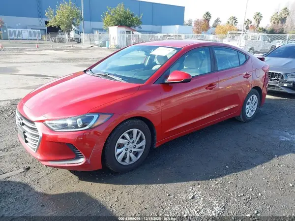 5NPD74LF7JH302796 2018 HYUNDAI ELANTRA - Image 2