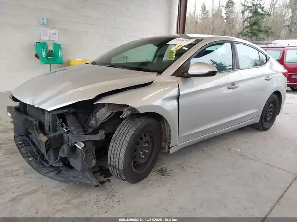 5NPD74LF7JH316472 2018 HYUNDAI ELANTRA - Image 2