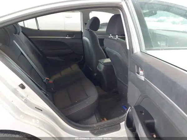 5NPD74LF7JH316472 2018 HYUNDAI ELANTRA - Image 8