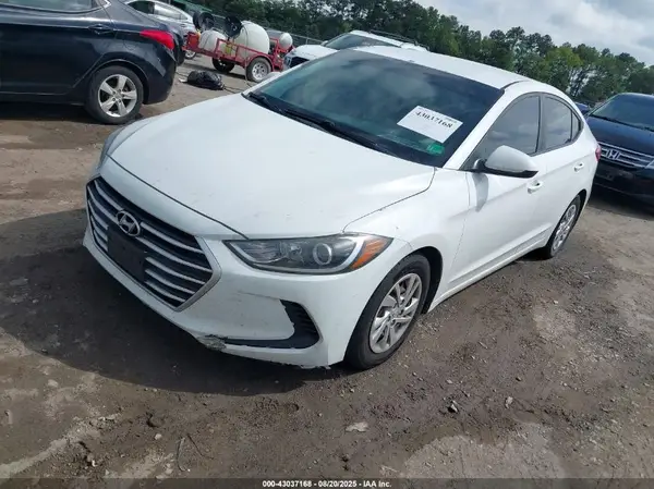 5NPD74LF7JH319761 2018 HYUNDAI ELANTRA - Image 2