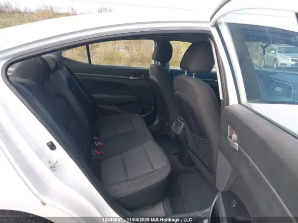 5NPD74LF7JH321929 2018 HYUNDAI ELANTRA - Image 8