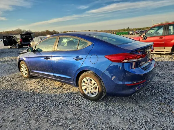 5NPD74LF7JH335071 2018 HYUNDAI ELANTRA - Image 2