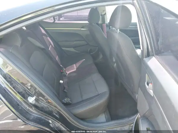 5NPD74LF7JH342490 2018 HYUNDAI ELANTRA - Image 8