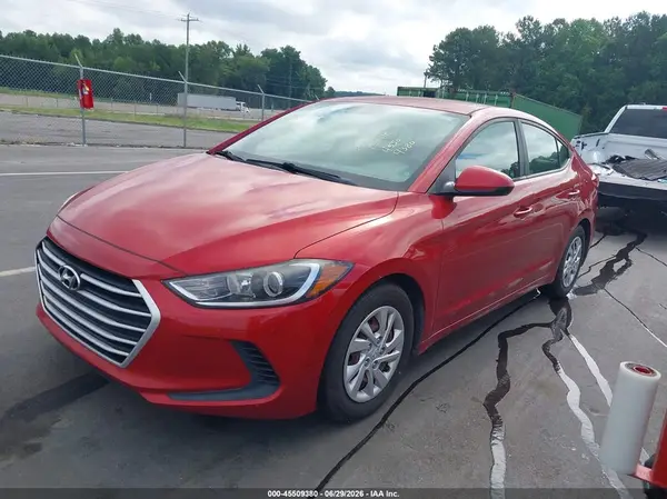 5NPD74LF7JH349567 2018 HYUNDAI ELANTRA - Image 2