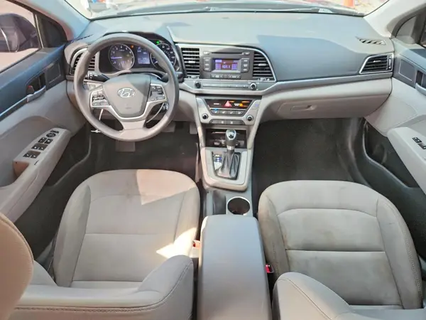 5NPD74LF7JH350122 2018 HYUNDAI ELANTRA - Image 8