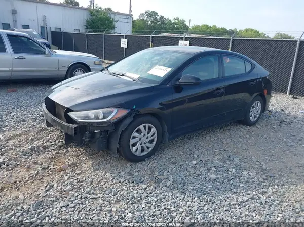 5NPD74LF7JH351495 2018 HYUNDAI ELANTRA - Image 2