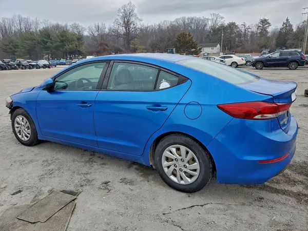 5NPD74LF7JH355305 2018 HYUNDAI ELANTRA - Image 2