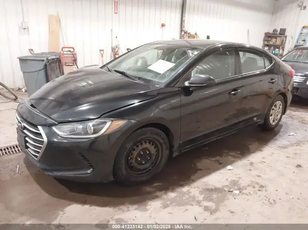 5NPD74LF7JH355790 2018 HYUNDAI ELANTRA - Image 2