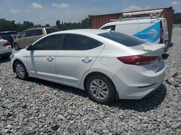 5NPD74LF7JH368572 2018 HYUNDAI ELANTRA - Image 2