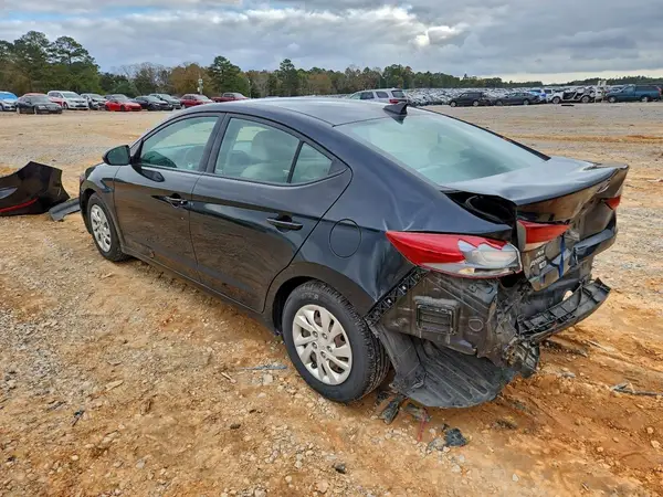 5NPD74LF7JH376929 2018 HYUNDAI ELANTRA - Image 2