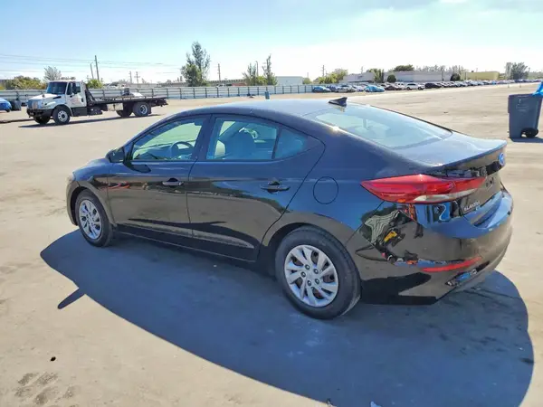 5NPD74LF7JH381077 2018 HYUNDAI ELANTRA - Image 2