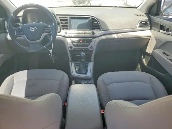 5NPD74LF7JH385372 2018 HYUNDAI ELANTRA - Image 8