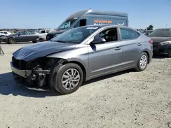 5NPD74LF7JH388319 2018 HYUNDAI ELANTRA