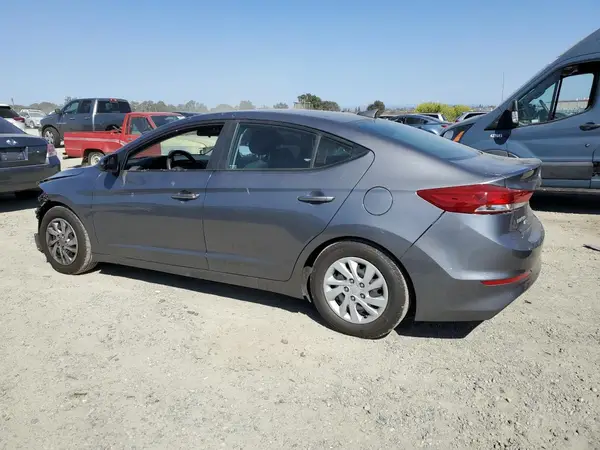 5NPD74LF7JH388319 2018 HYUNDAI ELANTRA - Image 2