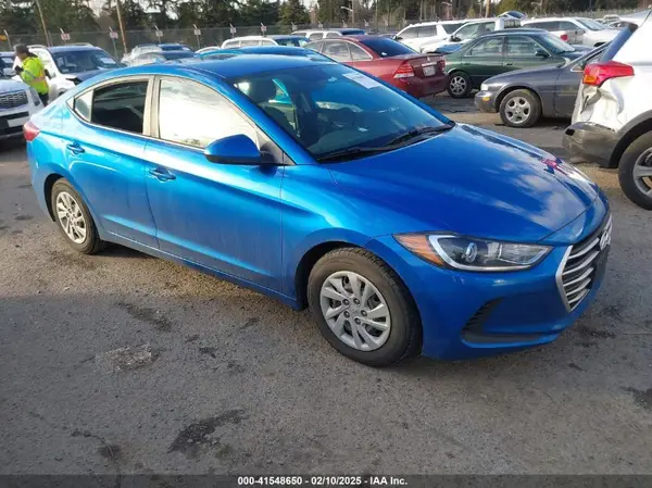 5NPD74LF7JH390295 2018 HYUNDAI ELANTRA - Image 1