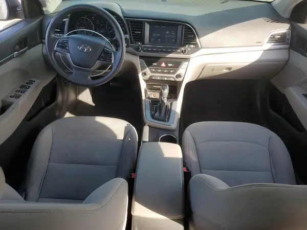 5NPD74LF7JH396565 2018 HYUNDAI ELANTRA - Image 8