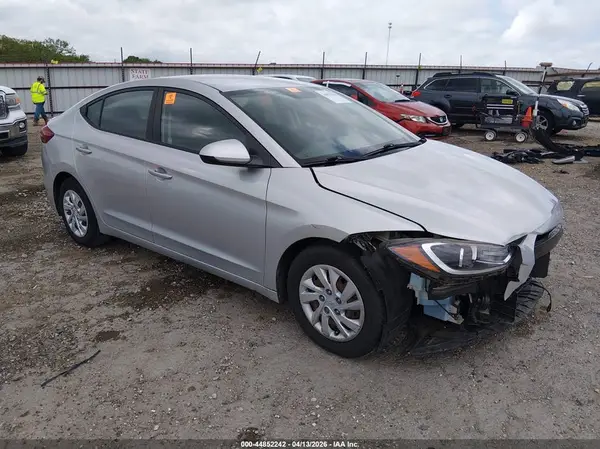 5NPD74LF7JH397084 2018 HYUNDAI ELANTRA - Image 1