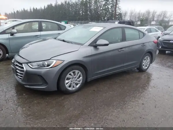 5NPD74LF7JH399157 2018 HYUNDAI ELANTRA - Image 2