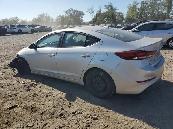 5NPD74LF7JH402364 2018 HYUNDAI ELANTRA - Image 2