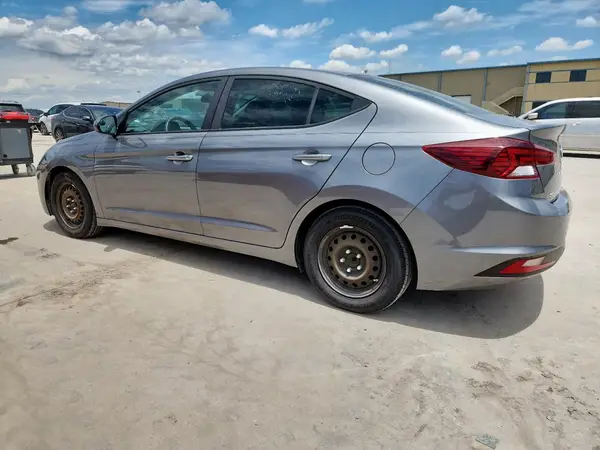 5NPD74LF7KH406996 2019 HYUNDAI ELANTRA - Image 2