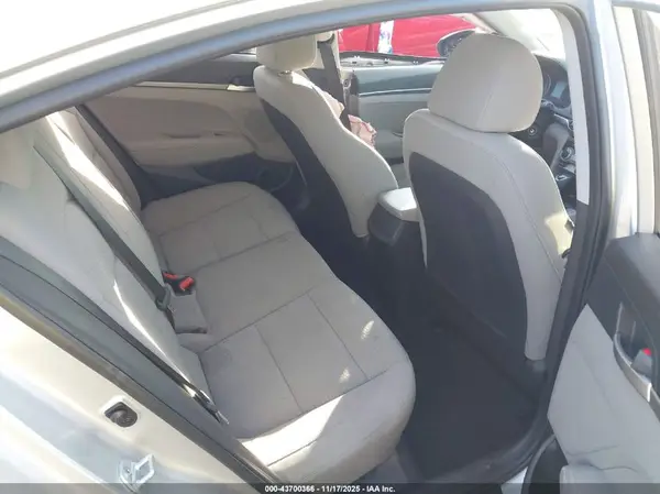 5NPD74LF7KH411227 2019 HYUNDAI ELANTRA - Image 8
