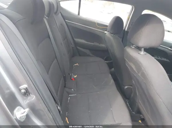 5NPD74LF7KH419070 2019 HYUNDAI ELANTRA - Image 8