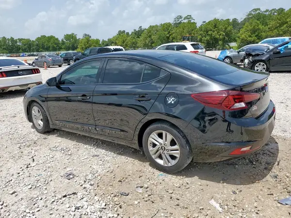 5NPD74LF7KH420574 2019 HYUNDAI ELANTRA - Image 2