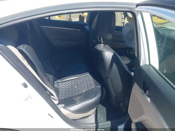 5NPD74LF7KH427458 2019 HYUNDAI ELANTRA - Image 8