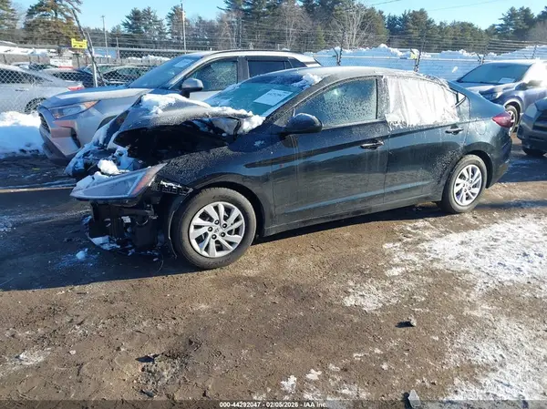 5NPD74LF7KH430909 2019 HYUNDAI ELANTRA - Image 2