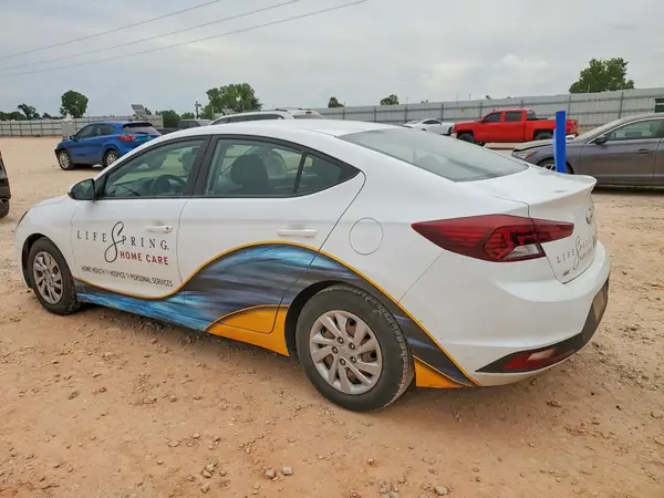 5NPD74LF7KH436886 2019 HYUNDAI ELANTRA - Image 2