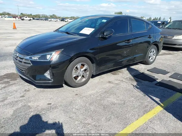 5NPD74LF7KH447886 2019 HYUNDAI ELANTRA - Image 2