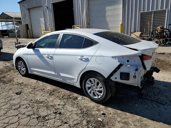 5NPD74LF7KH447984 2019 HYUNDAI ELANTRA - Image 2