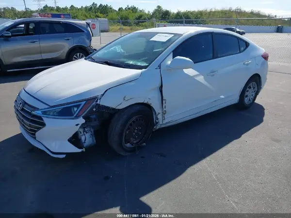 5NPD74LF7KH448794 2019 HYUNDAI ELANTRA - Image 2