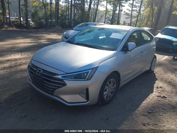 5NPD74LF7KH455261 2019 HYUNDAI ELANTRA - Image 2